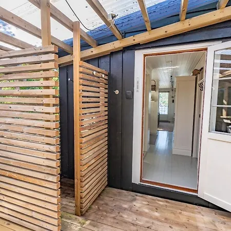 Must Be Experienced, Tommersto Kristiansand