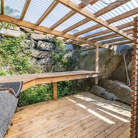 Must Be Experienced, Tommersto Vakantiehuis