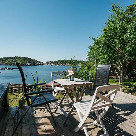 Must Be Experienced, Tommersto Prázdninový dům Kristiansand