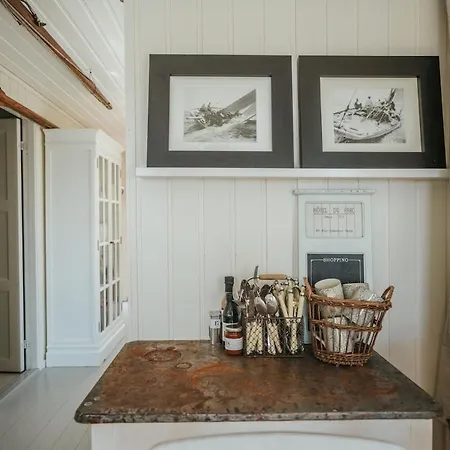 Must Be Experienced, Tommersto *