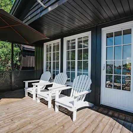 Must Be Experienced, Tommersto Дом отдыха *